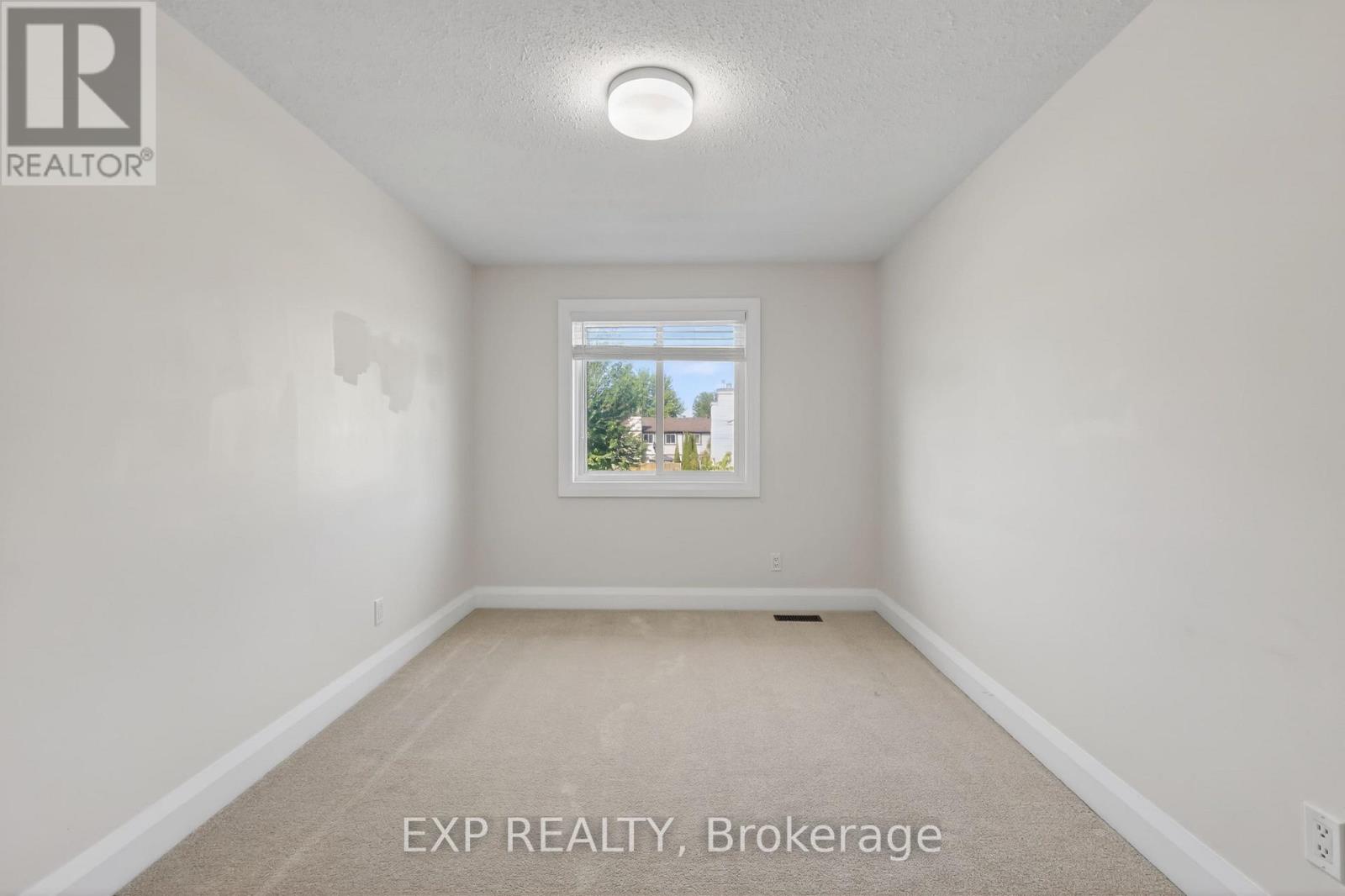 3 Bed, 3 Bath House for Rent in Ottawa – 1551 HOSKINS CRESCENT, Ottawa – MLS# X13628762 - Image 24