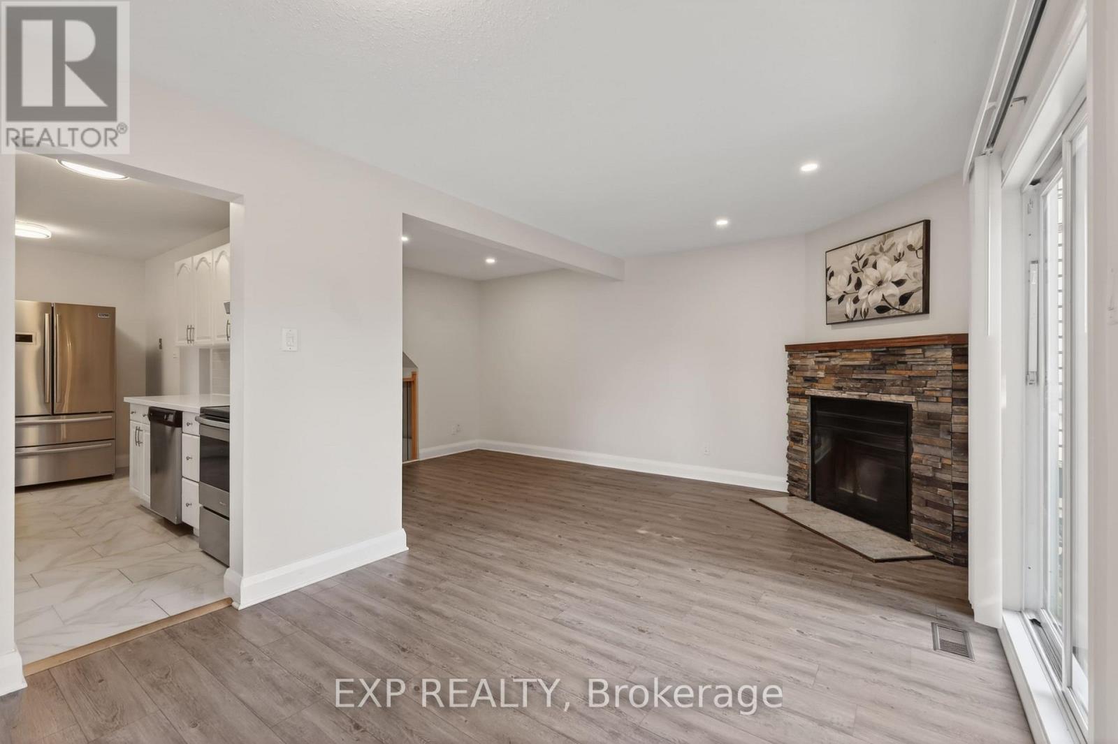 3 Bed, 3 Bath House for Rent in Ottawa – 1551 HOSKINS CRESCENT, Ottawa – MLS# X13628762 - Image 9
