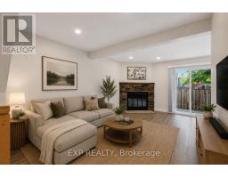 1551 HOSKINS CRESCENT — photo 4