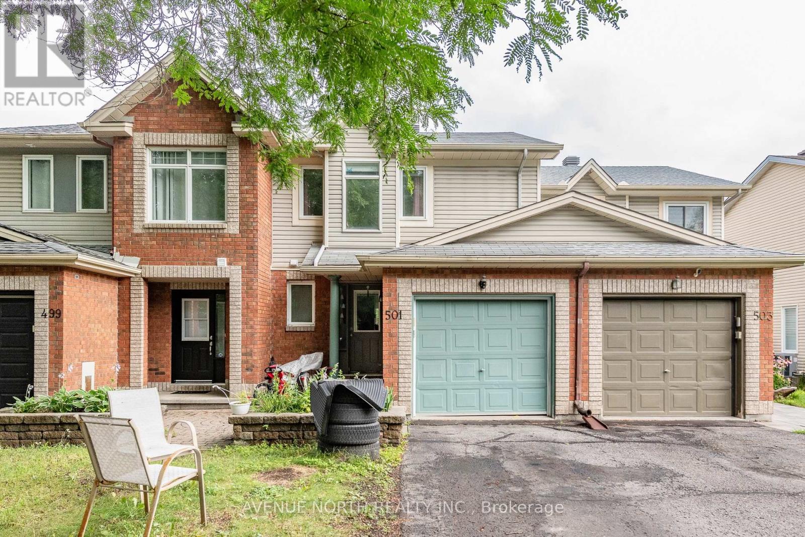 501 LAWLER CRESCENT - 1
