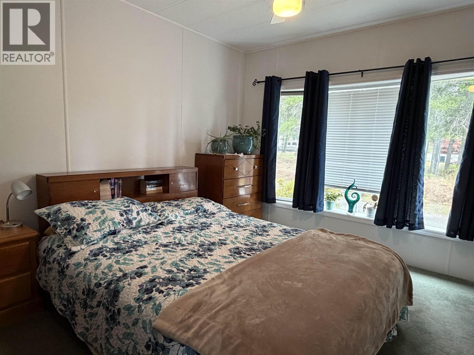 #24 4625 GRAHAM AVENUE - Image 16