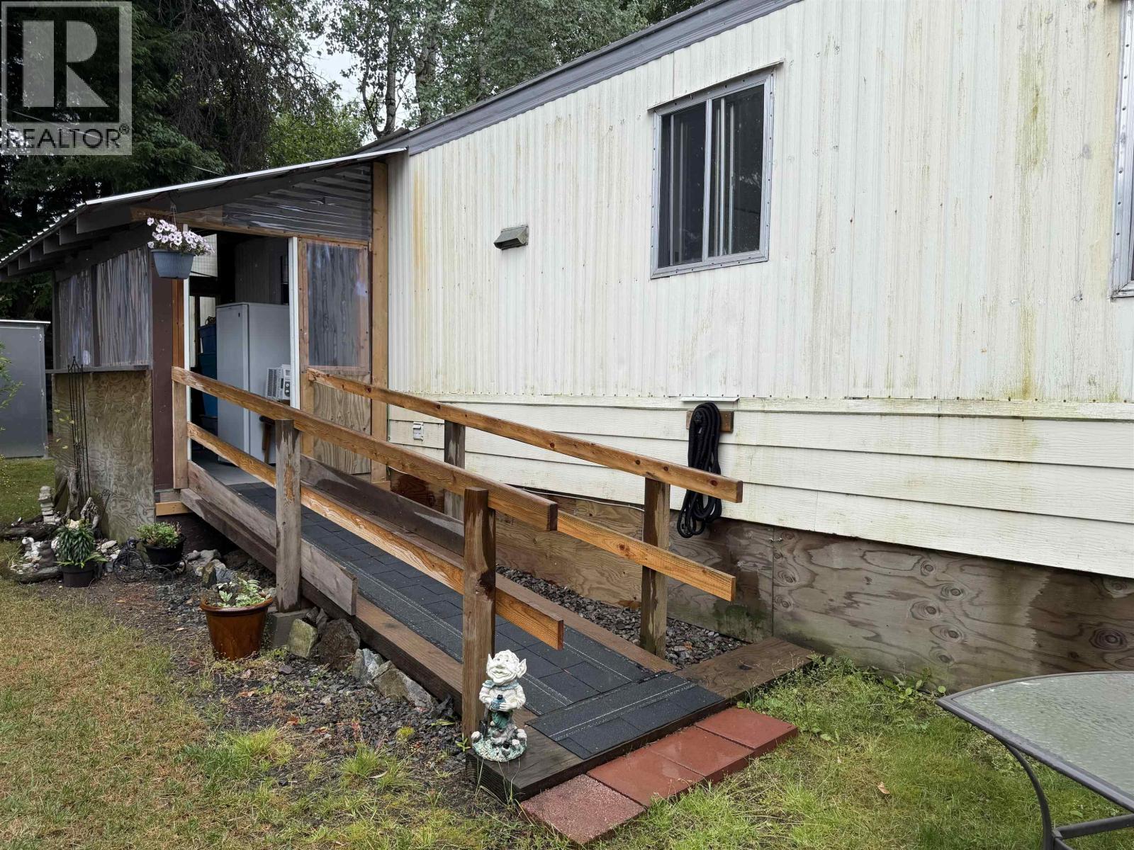 #24 4625 GRAHAM AVENUE - Image 19
