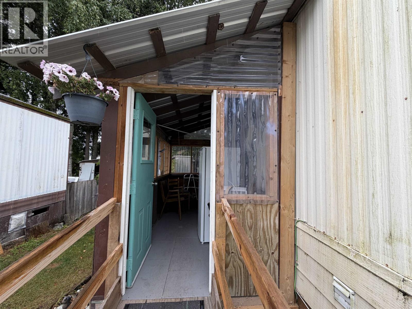 #24 4625 GRAHAM AVENUE - Image 21