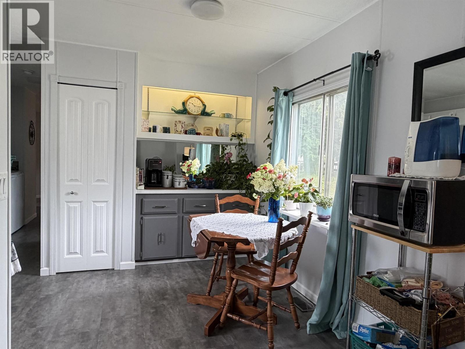 #24 4625 GRAHAM AVENUE - 7