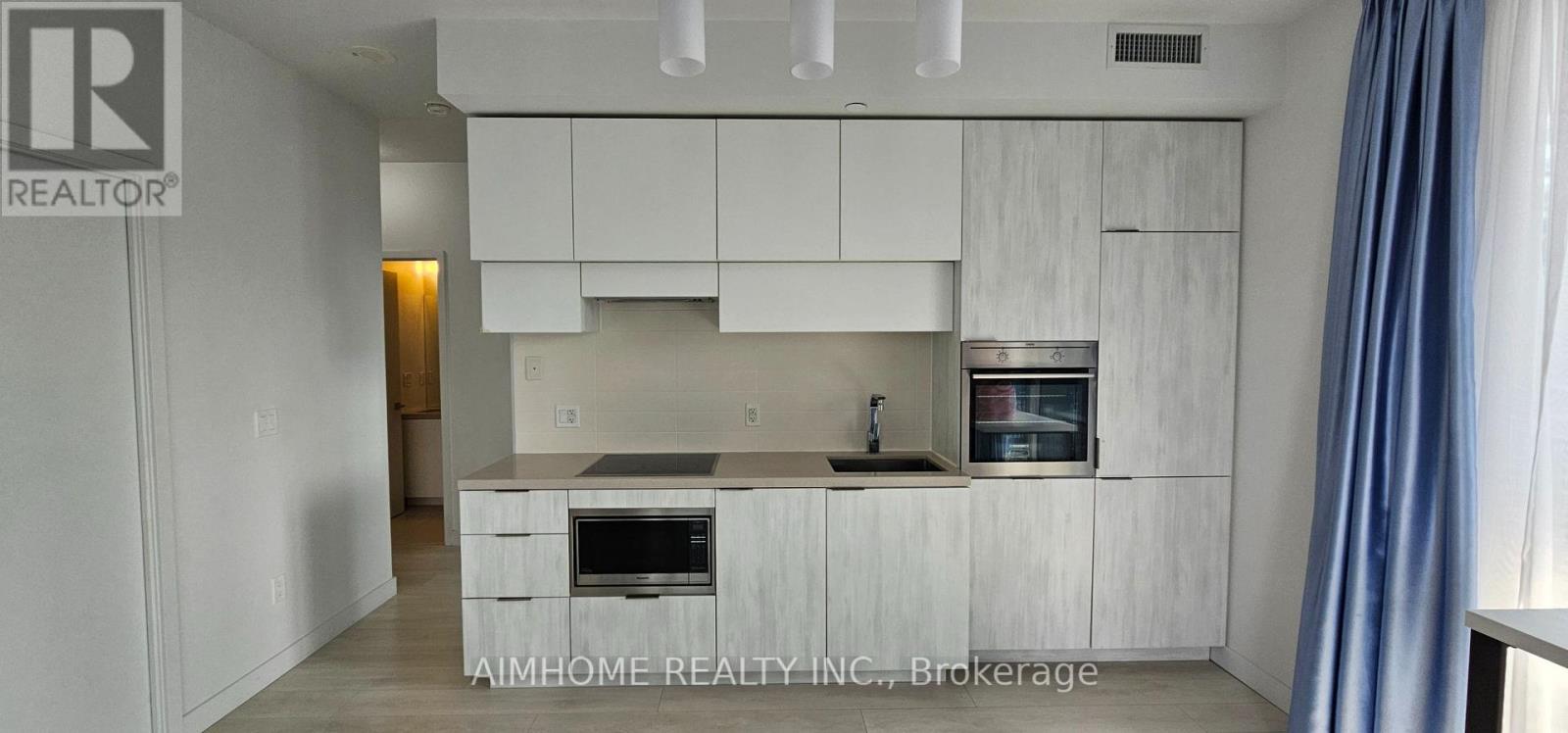 #1711 8 EGLINTON AVENUE E - 4