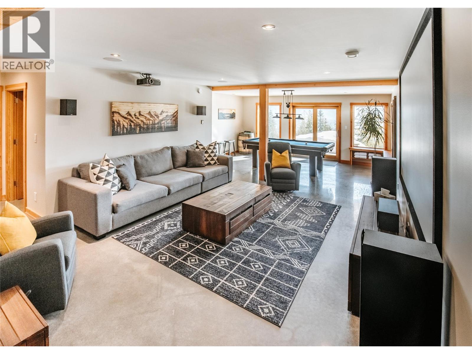 1917 Mt McPherson Drive - 10
