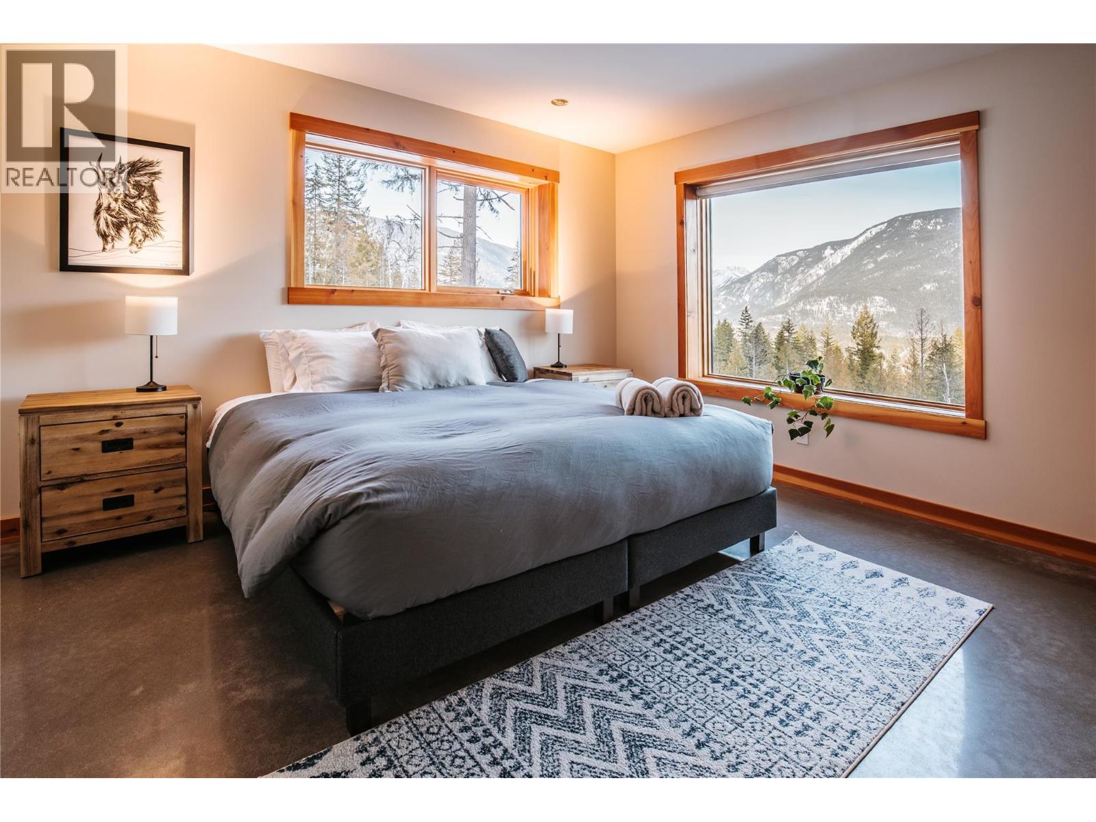 1917 Mt McPherson Drive - 26
