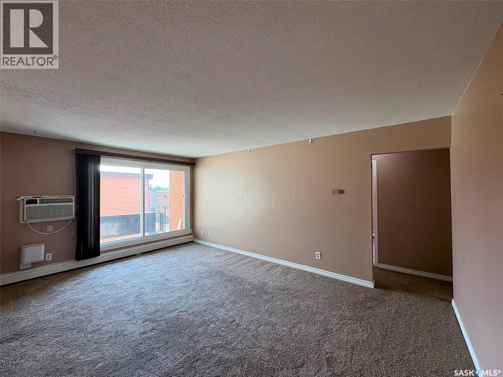 18 26 Shaw STREET, Regina — photo 3
