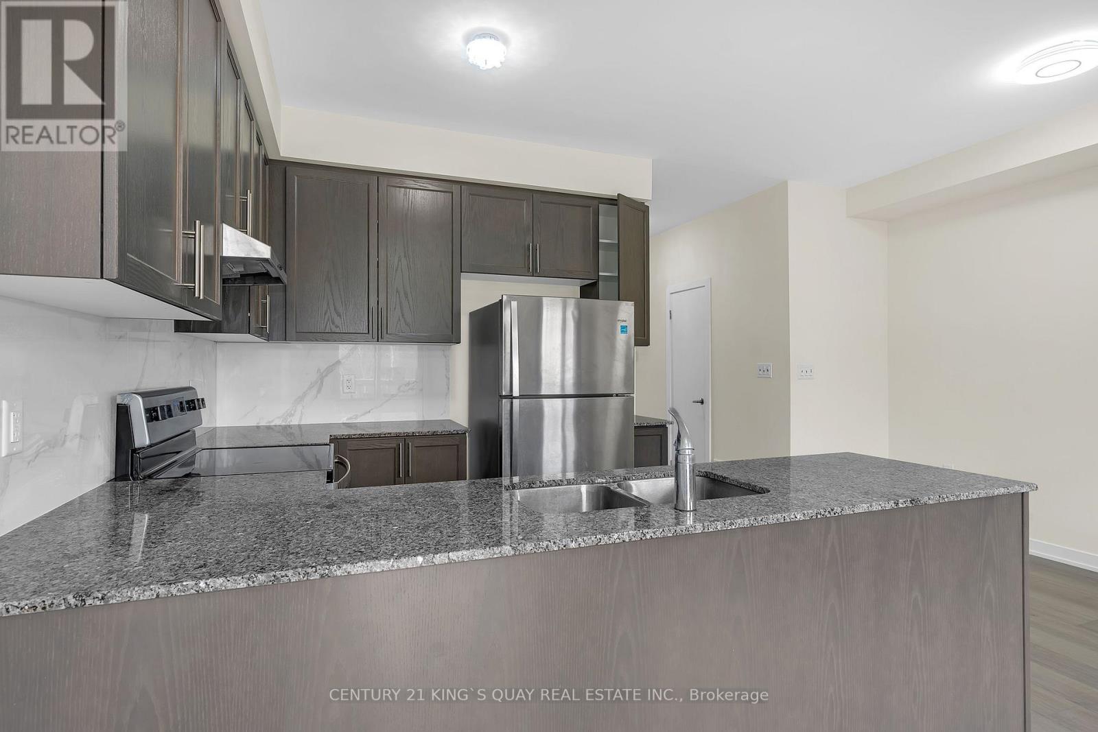 #33 250 FINCH AVENUE - 16