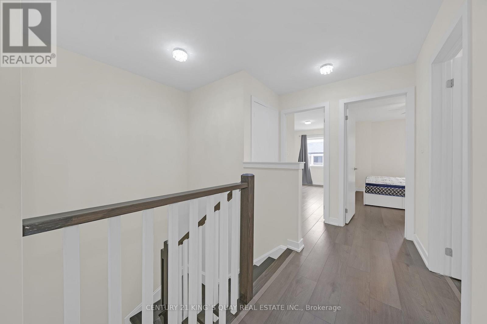 #33 250 FINCH AVENUE - 24