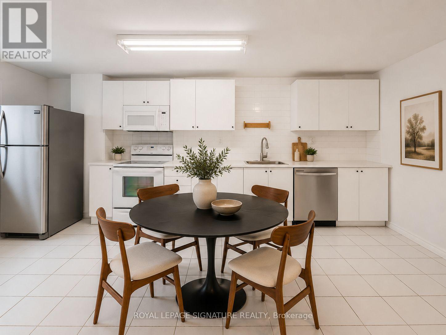 570 JONES AVENUE - 7