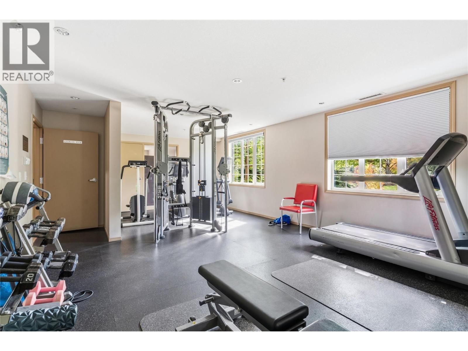 1405 1875 Country Club Drive, Kelowna