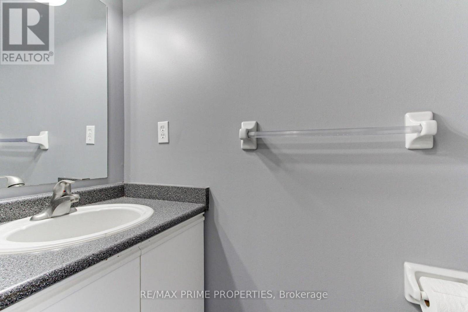 85 LYFYTT CRESCENT - 9