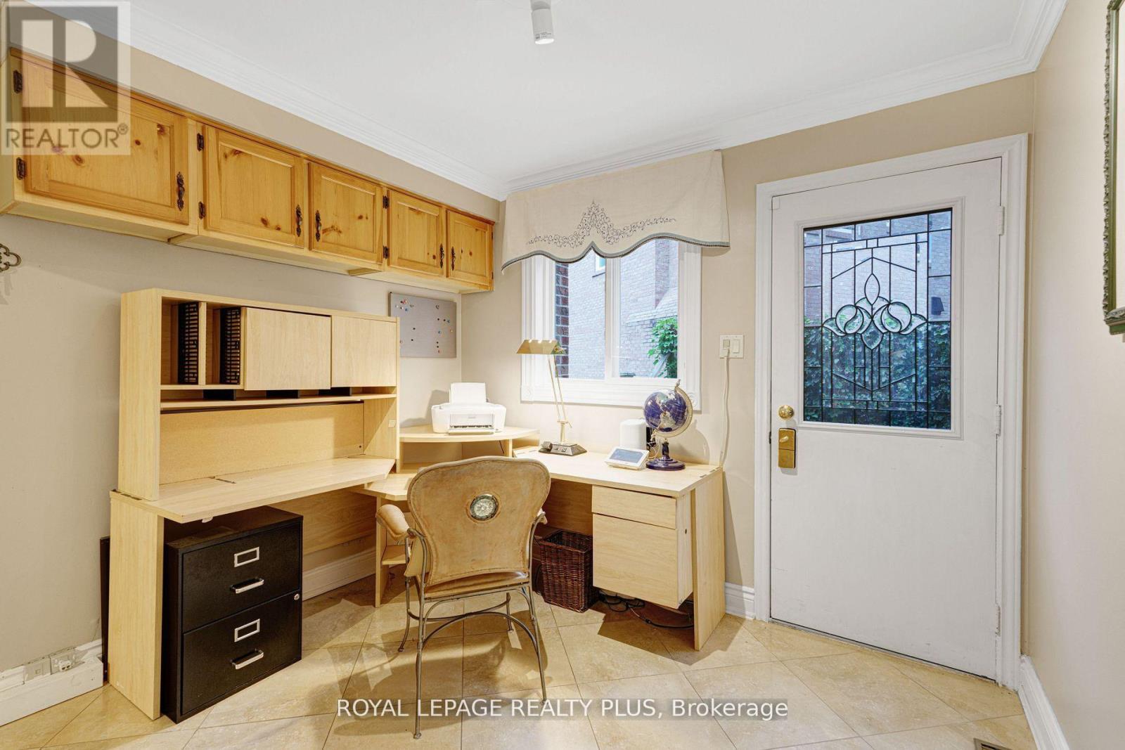 1760 FEATHERSTON COURT - 20
