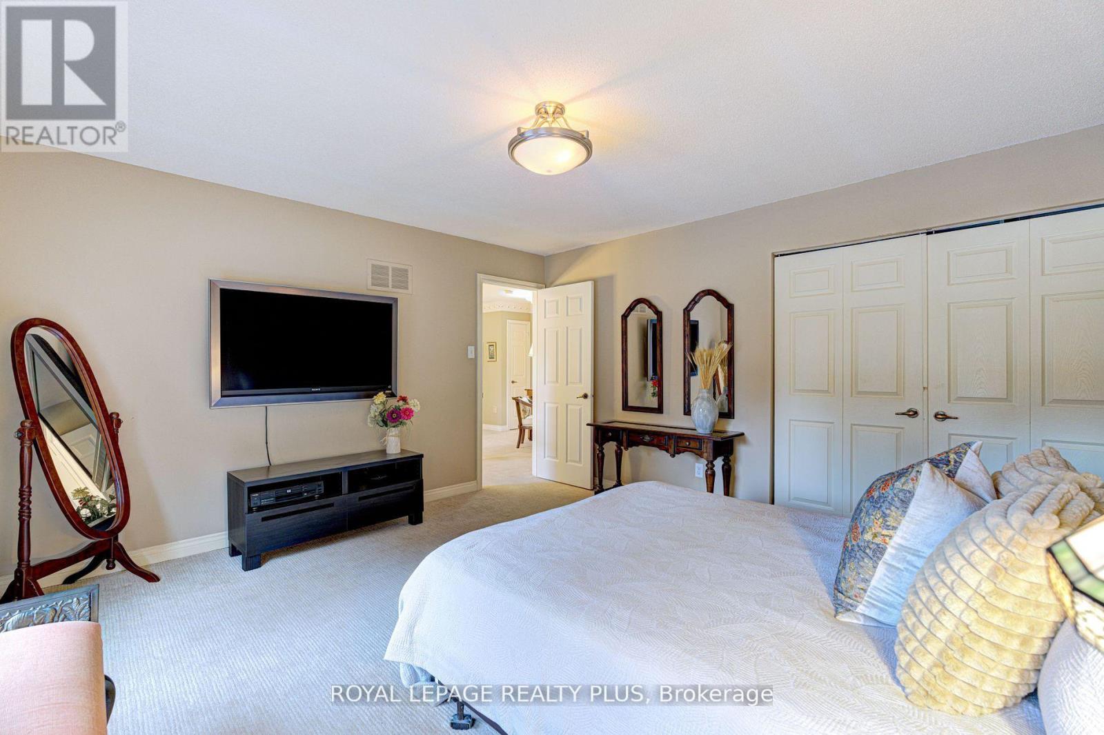 1760 FEATHERSTON COURT - 24