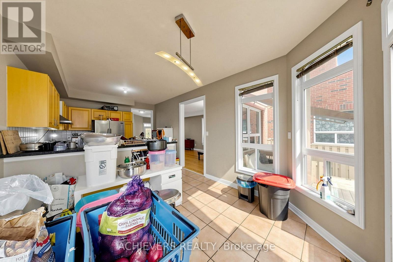 517 NAVIGATOR DRIVE - 16