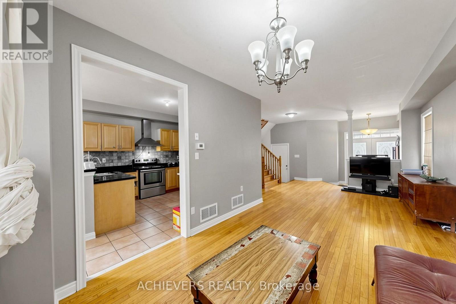 517 NAVIGATOR DRIVE - 7