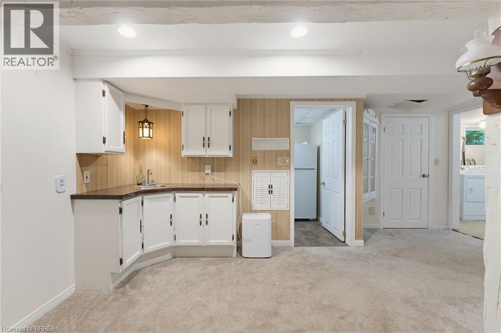 321 PINEHURST Road - 27