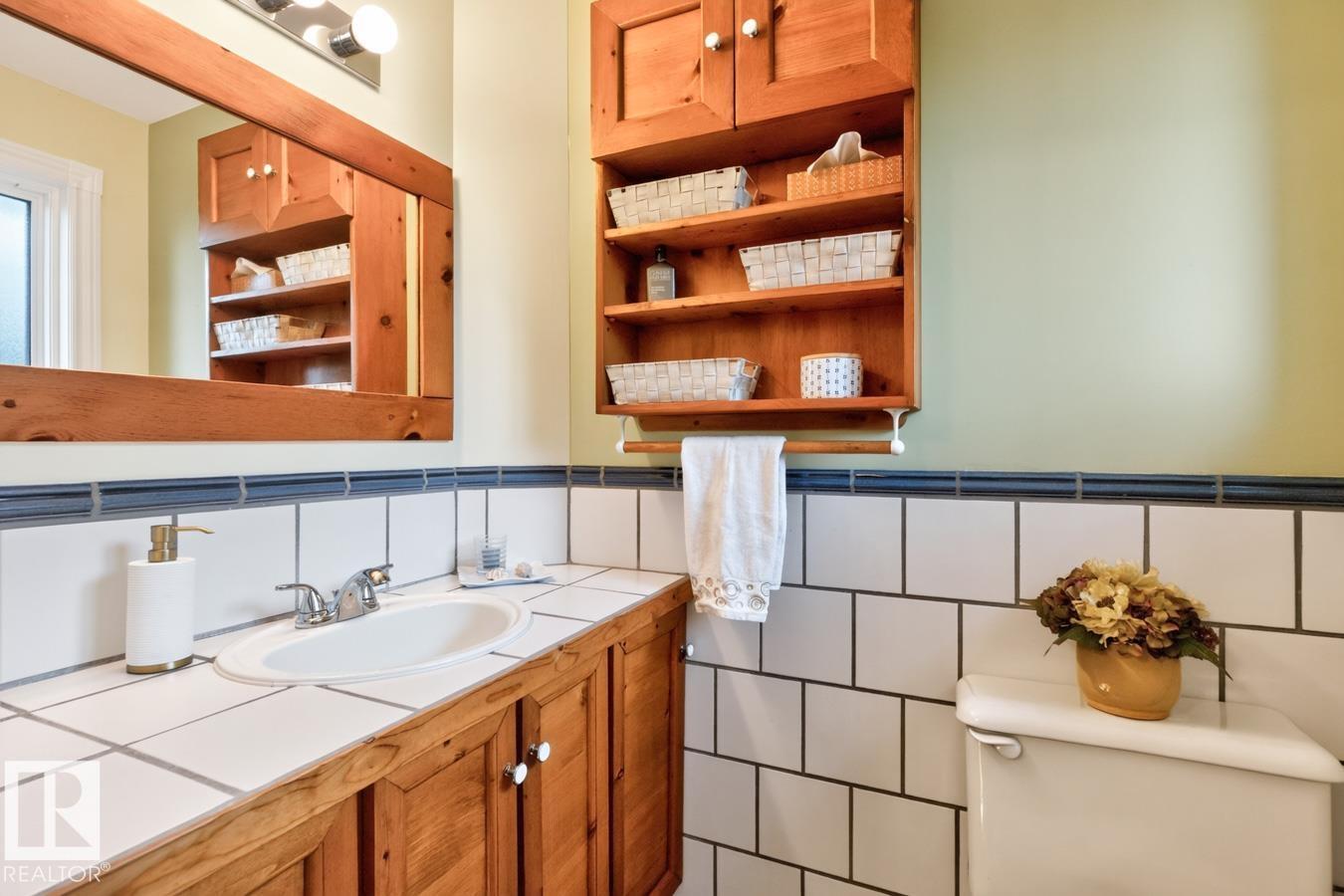 4631 113A ST NW - 12