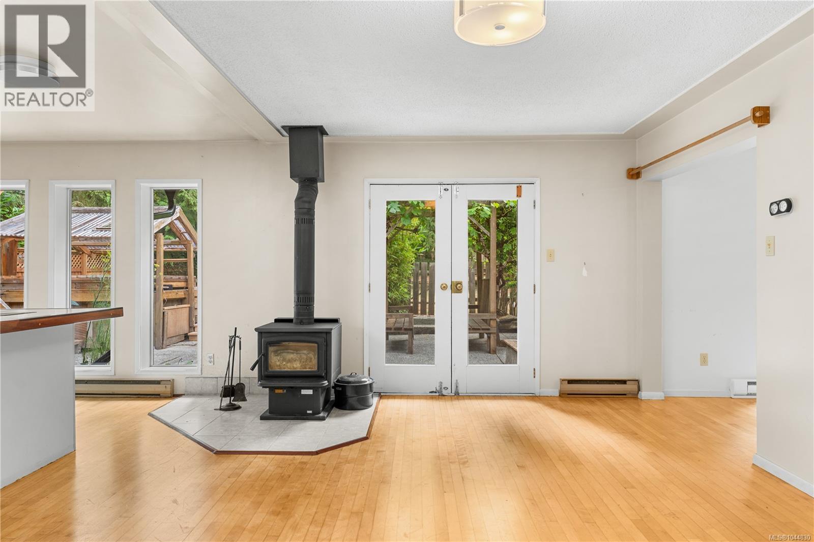 395 Lyngail Pl - 11