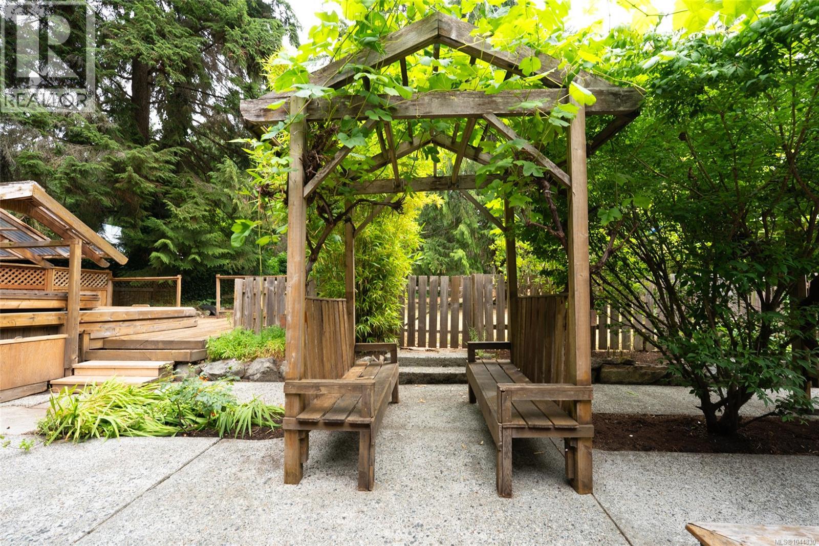 395 Lyngail Pl - Image 35