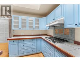395 Lyngail Pl, Gabriola Island, BC V0R1X1 Photo 14