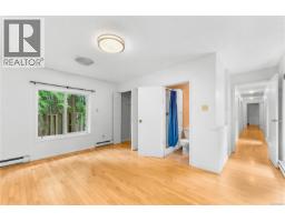 395 Lyngail Pl, Gabriola Island, BC V0R1X1 Photo 24