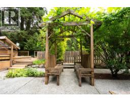 395 Lyngail Pl, Gabriola Island, BC V0R1X1 Photo 35