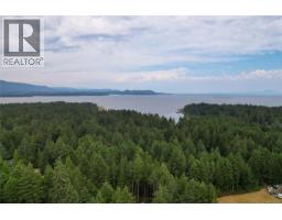 395 Lyngail Pl, Gabriola Island, BC V0R1X1 Photo 43