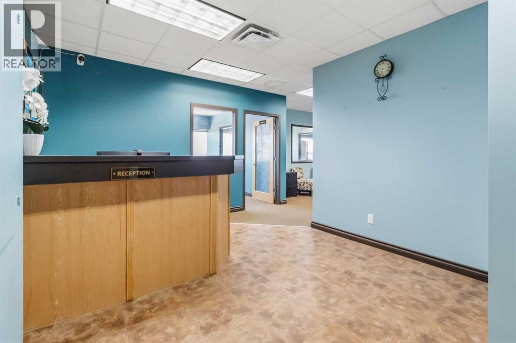 2770 3 Avenue Northeast - Photo 12
