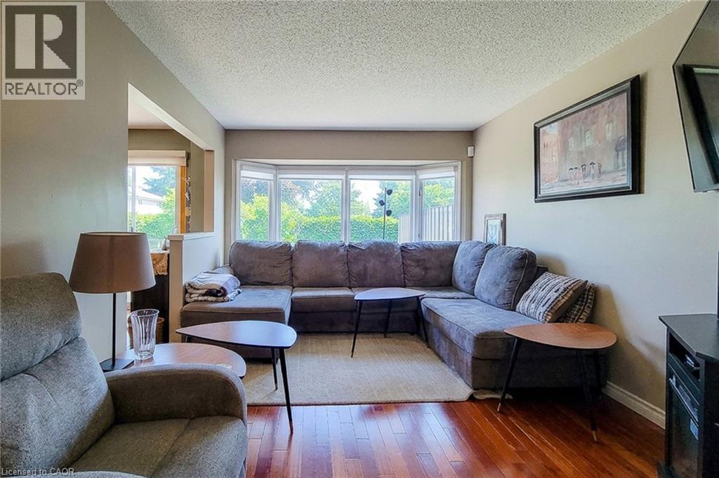 #50 502 BARTON Street - 14