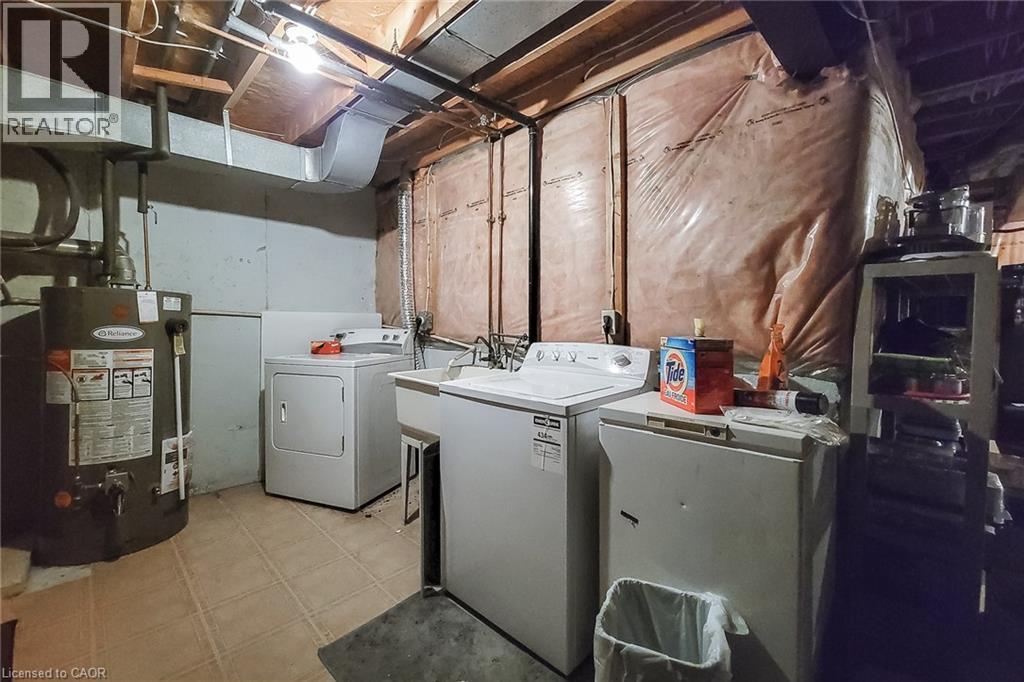 #50 502 BARTON Street - 34