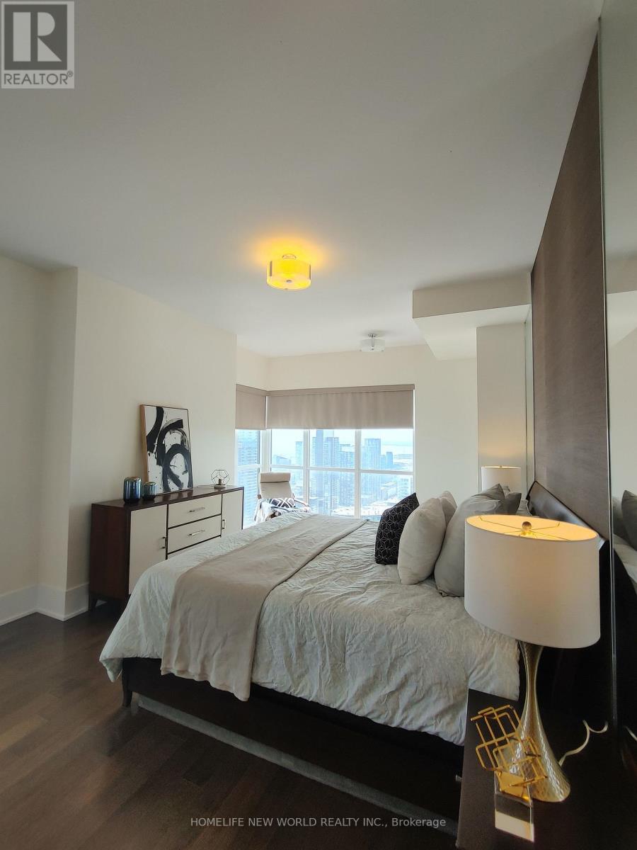 #4406 300 FRONT STREET W - 18