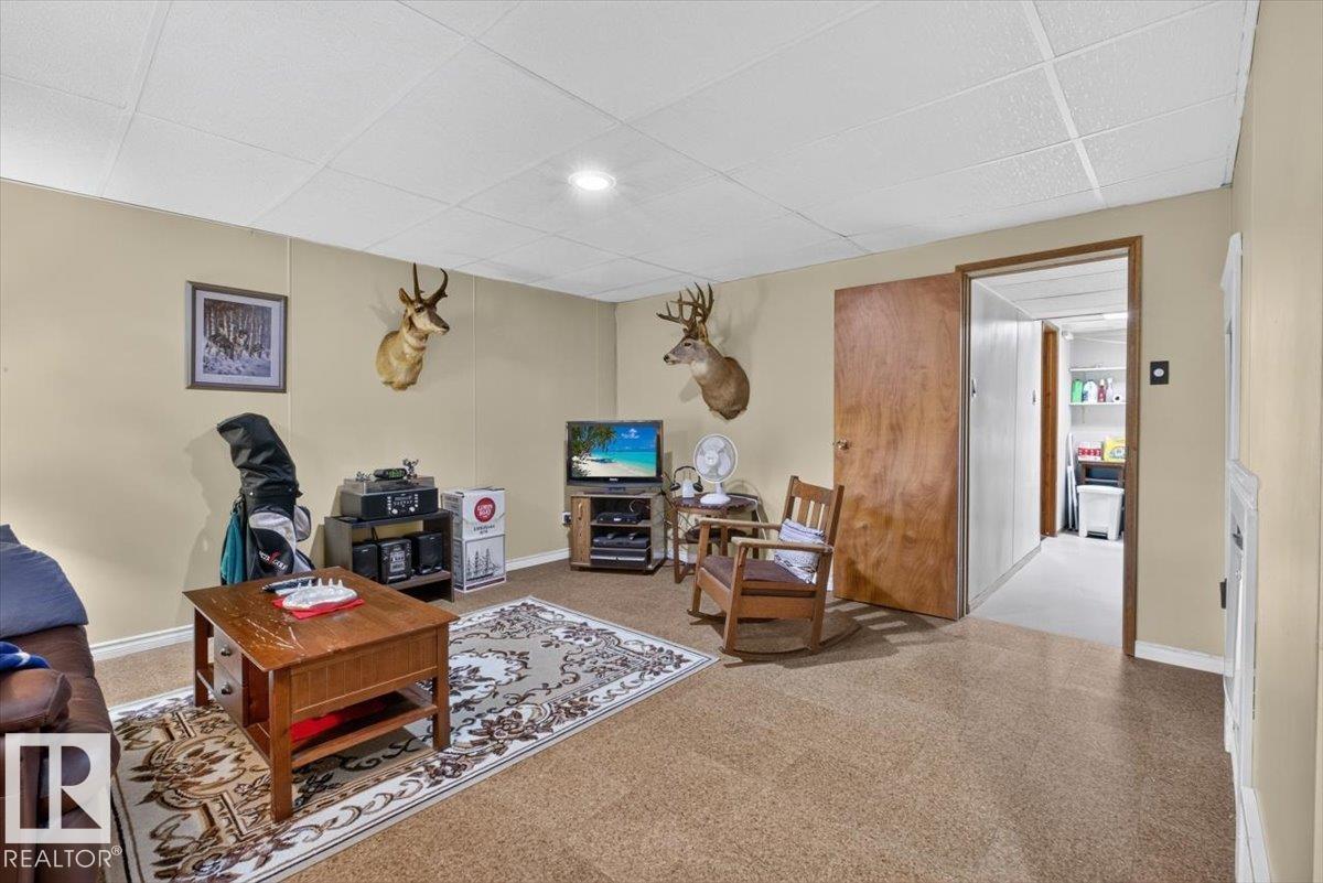17781 81 AV NW - 27
