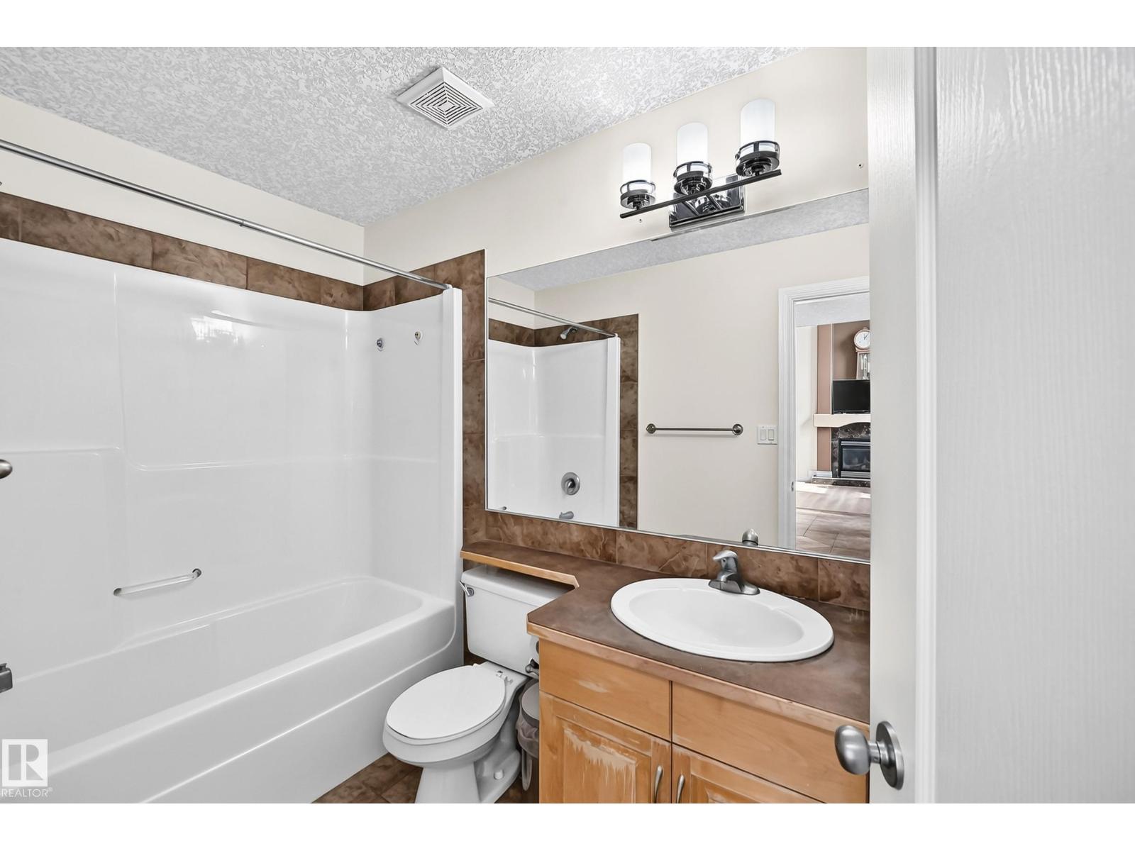 16619 72 ST NW - 24