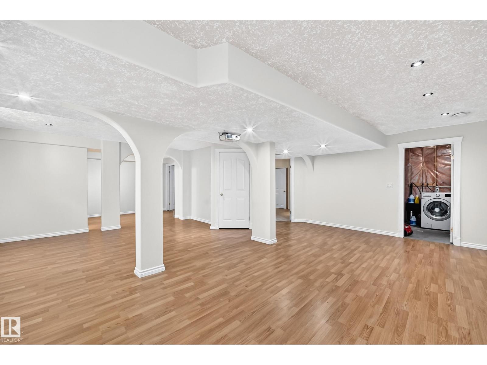 16619 72 ST NW - 44