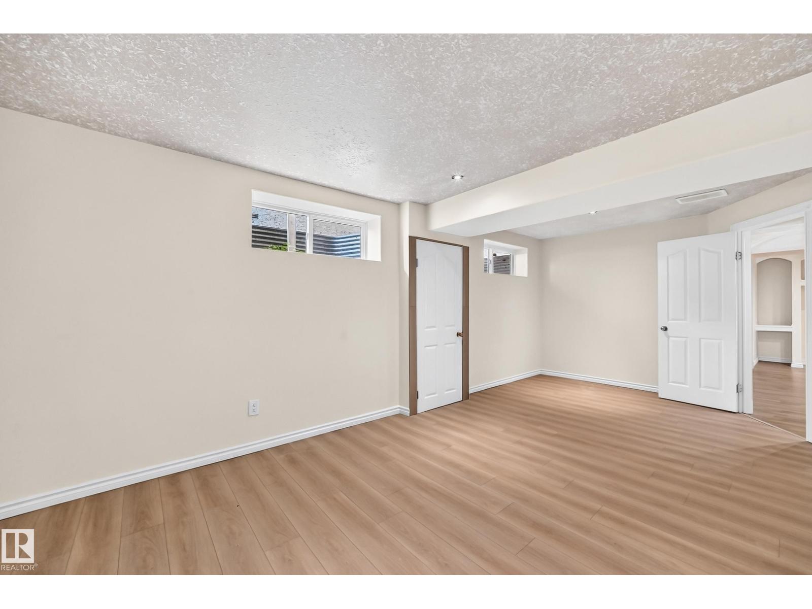 16619 72 ST NW - 47