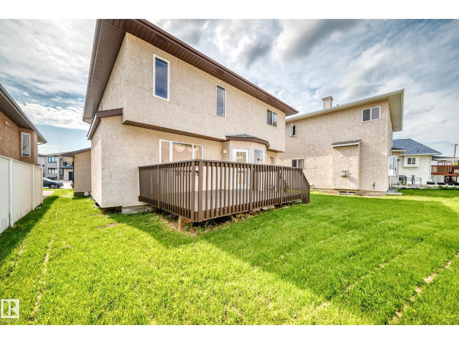 16619 72 ST NW - 54