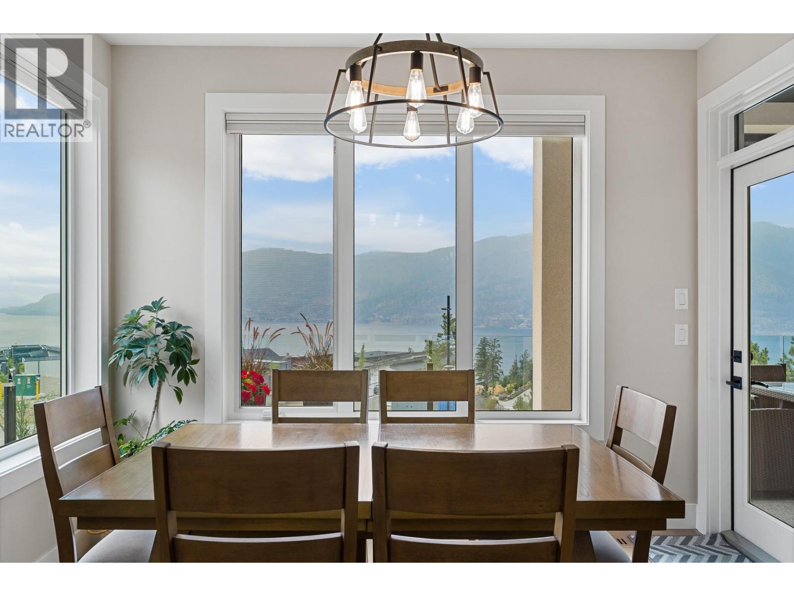9830 Beacon Hill Crescent, Lake Country - Image 1