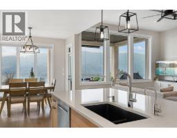 9830 Beacon Hill Crescent, Lake Country, BC V0E2G0 Photo 21