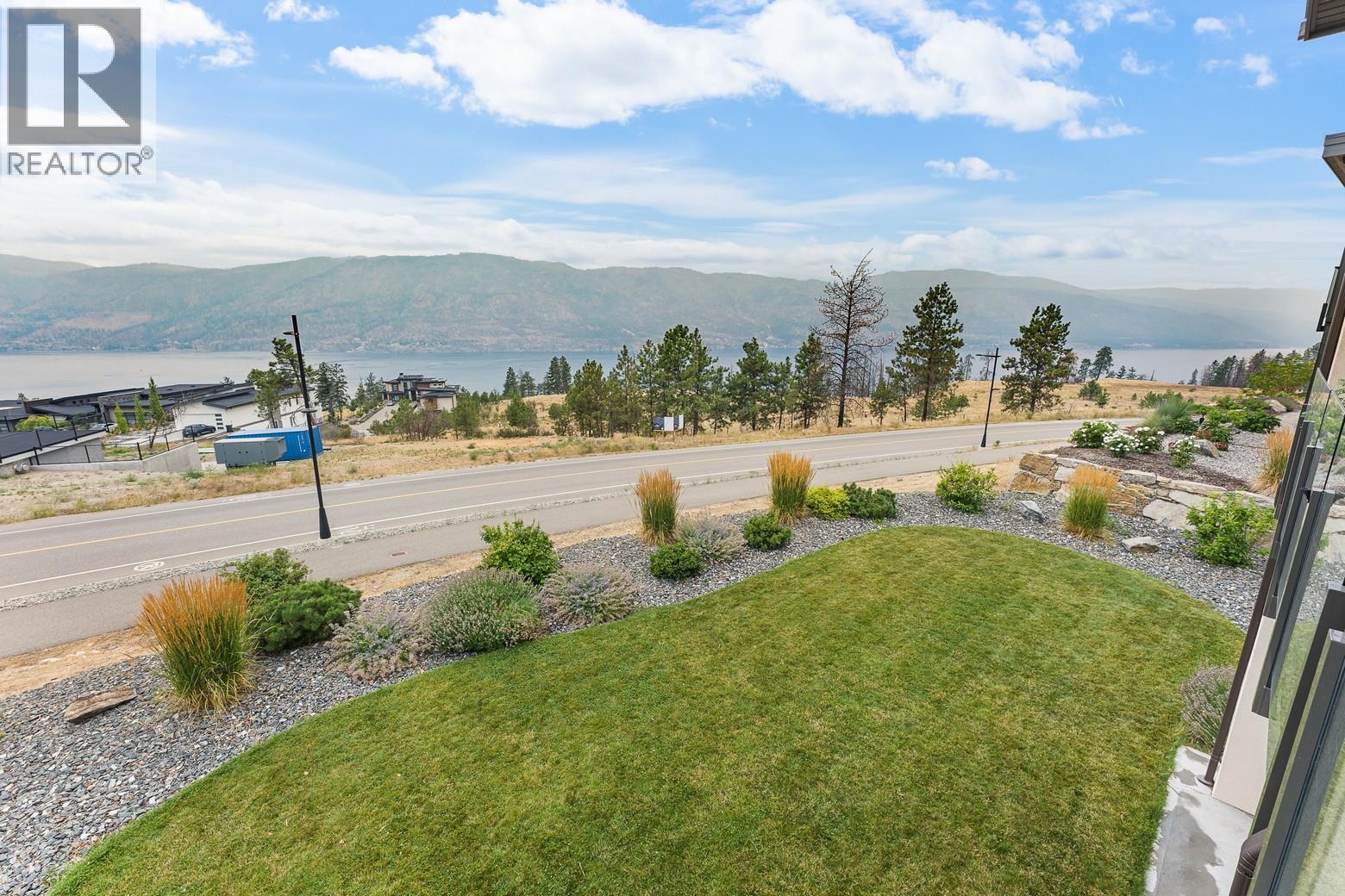 9830 Beacon Hill Crescent, Lake Country - Image 1