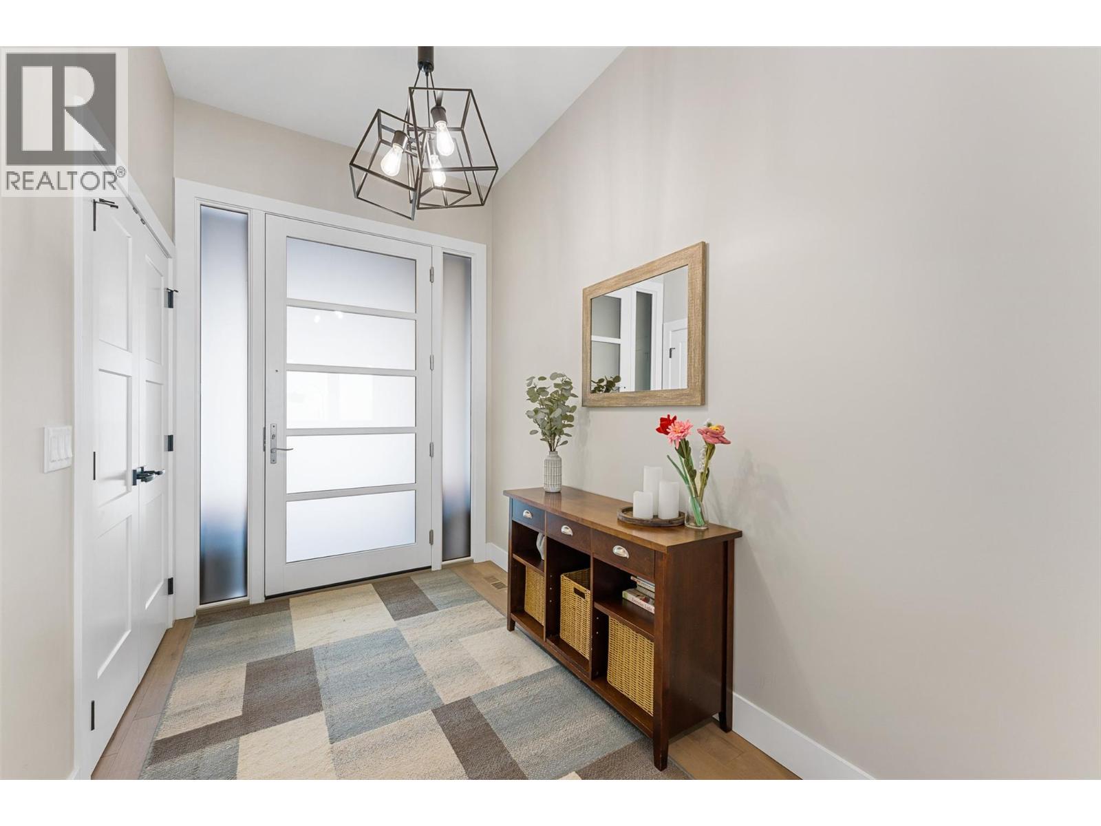9830 Beacon Hill Crescent, Lake Country - Image 1