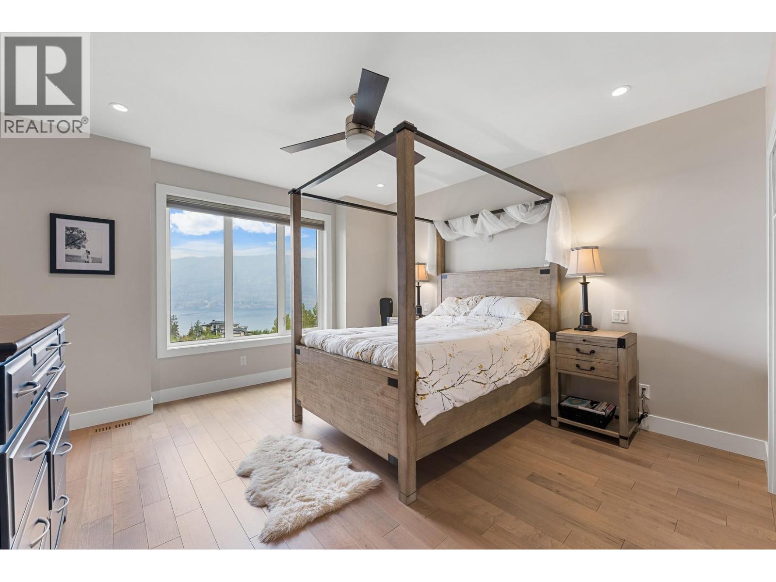 9830 Beacon Hill Crescent, Lake Country - Image 1