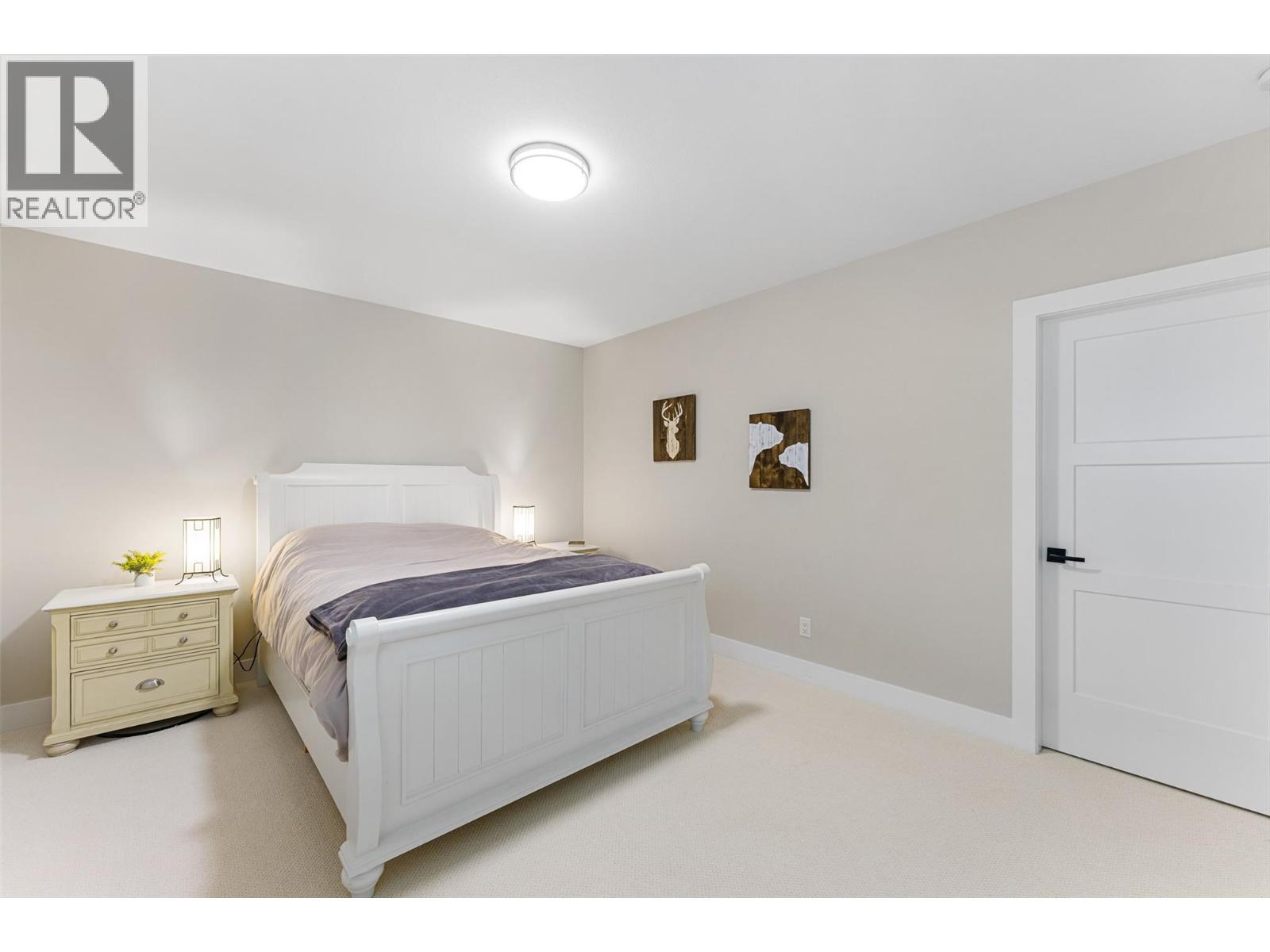 9830 Beacon Hill Crescent, Lake Country - Image 1