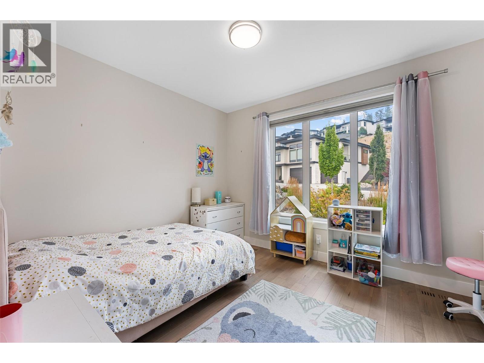 9830 Beacon Hill Crescent, Lake Country - Image 1
