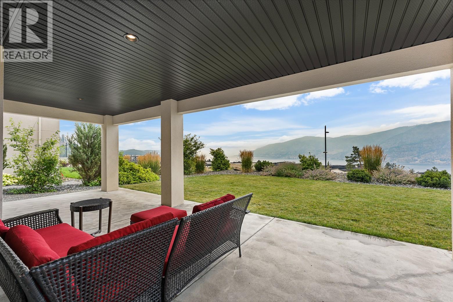 9830 Beacon Hill Crescent, Lake Country - Image 1