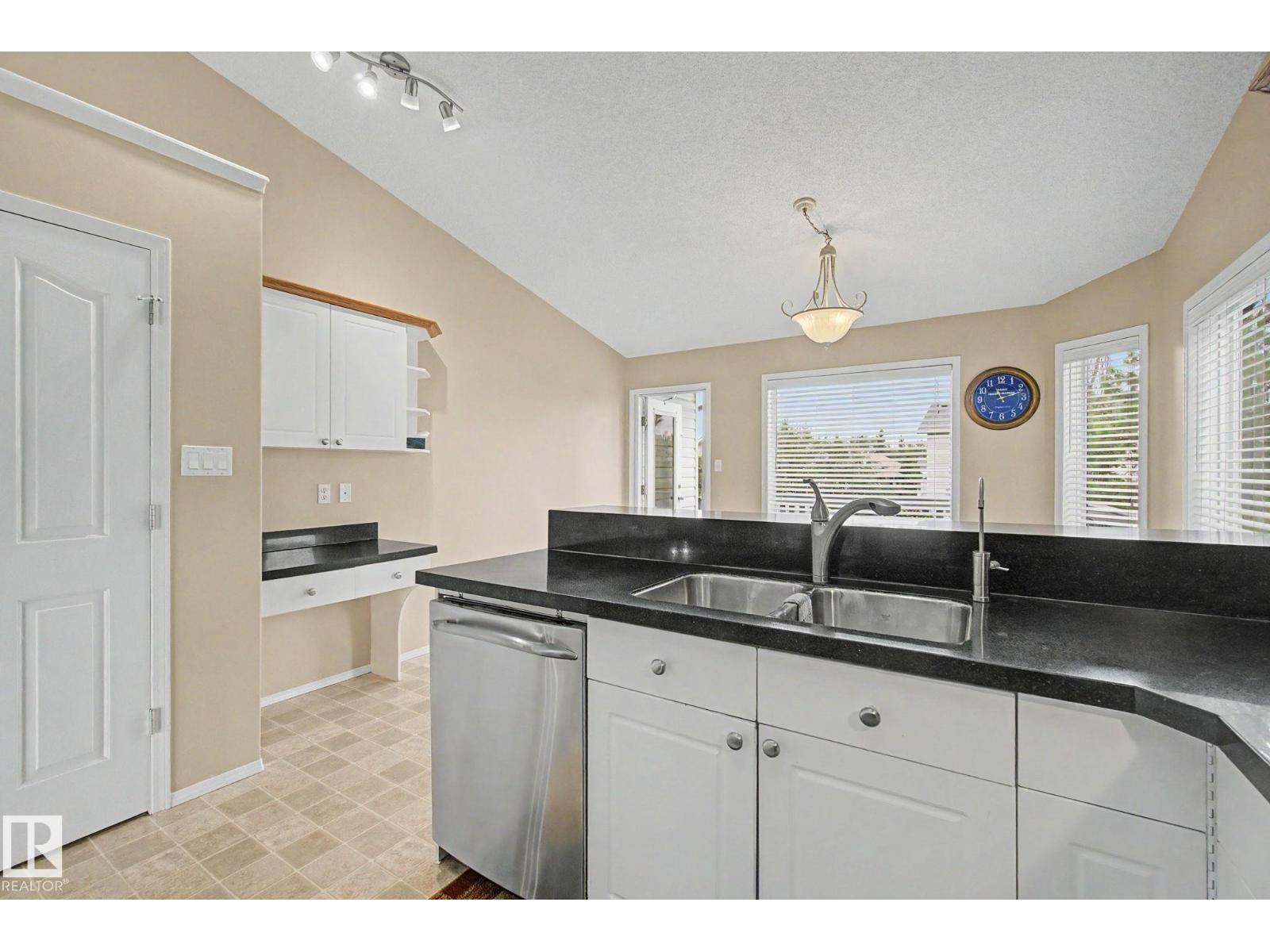 64 CREEKSIDE WY - 15