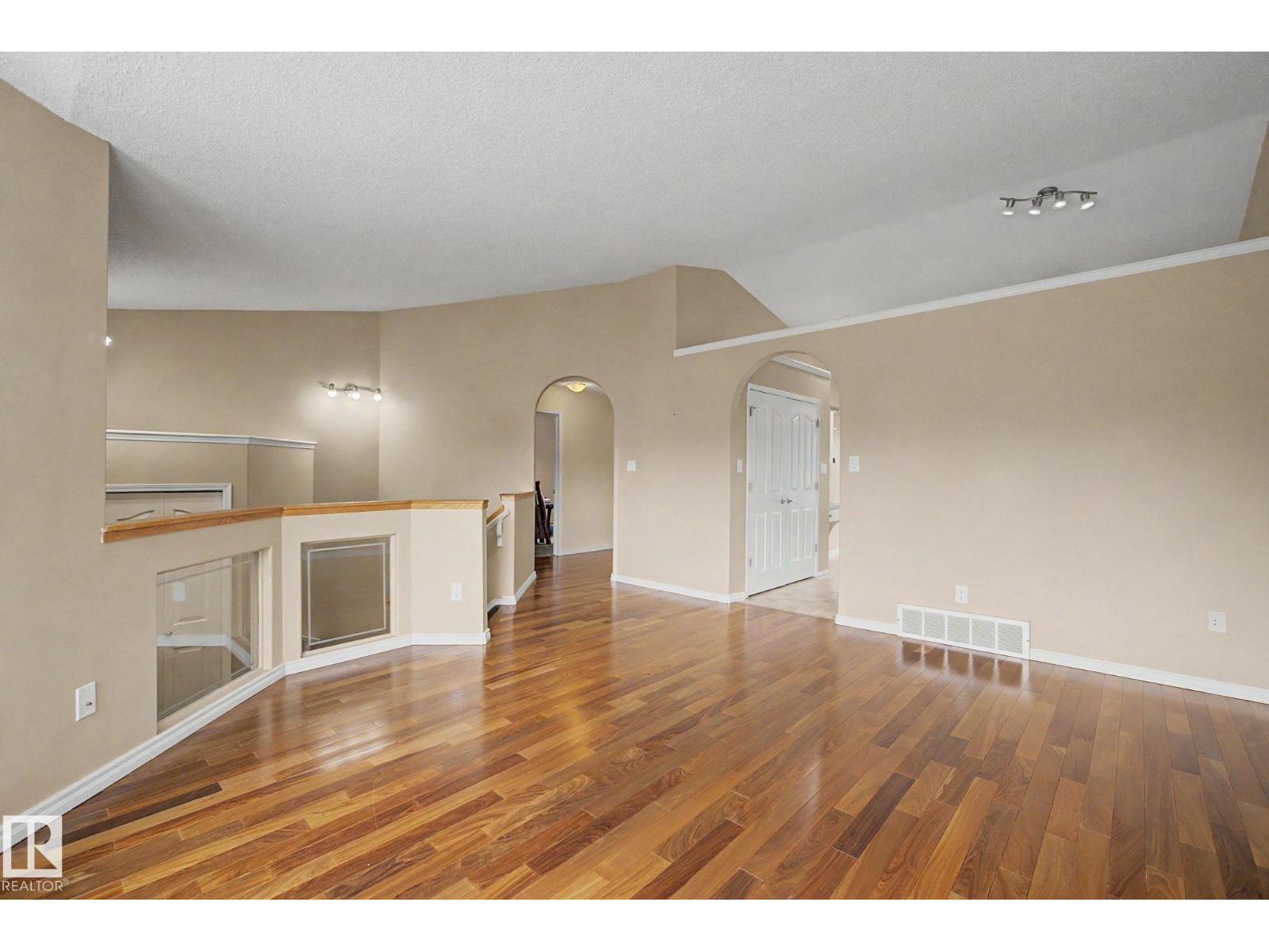 64 CREEKSIDE WY - 10