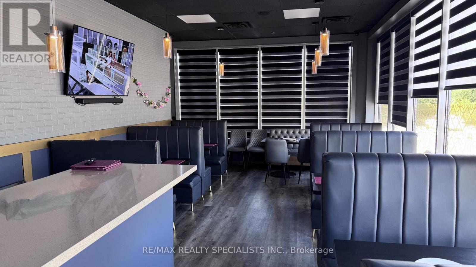 19 - 4585 HIGHWAY 7 ROAD W
