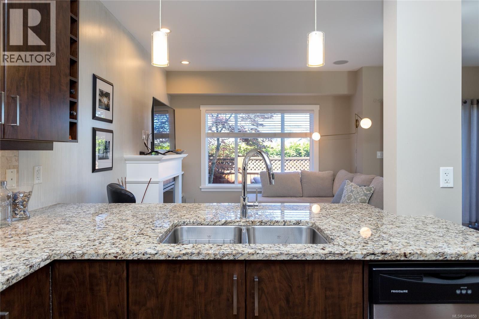 111 2957 Alouette Drive, Langford